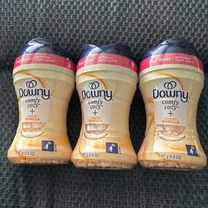 Sealed Downy comfy cozy + Toasted vanilla in wash softening booster 5.9 OZ3 pack